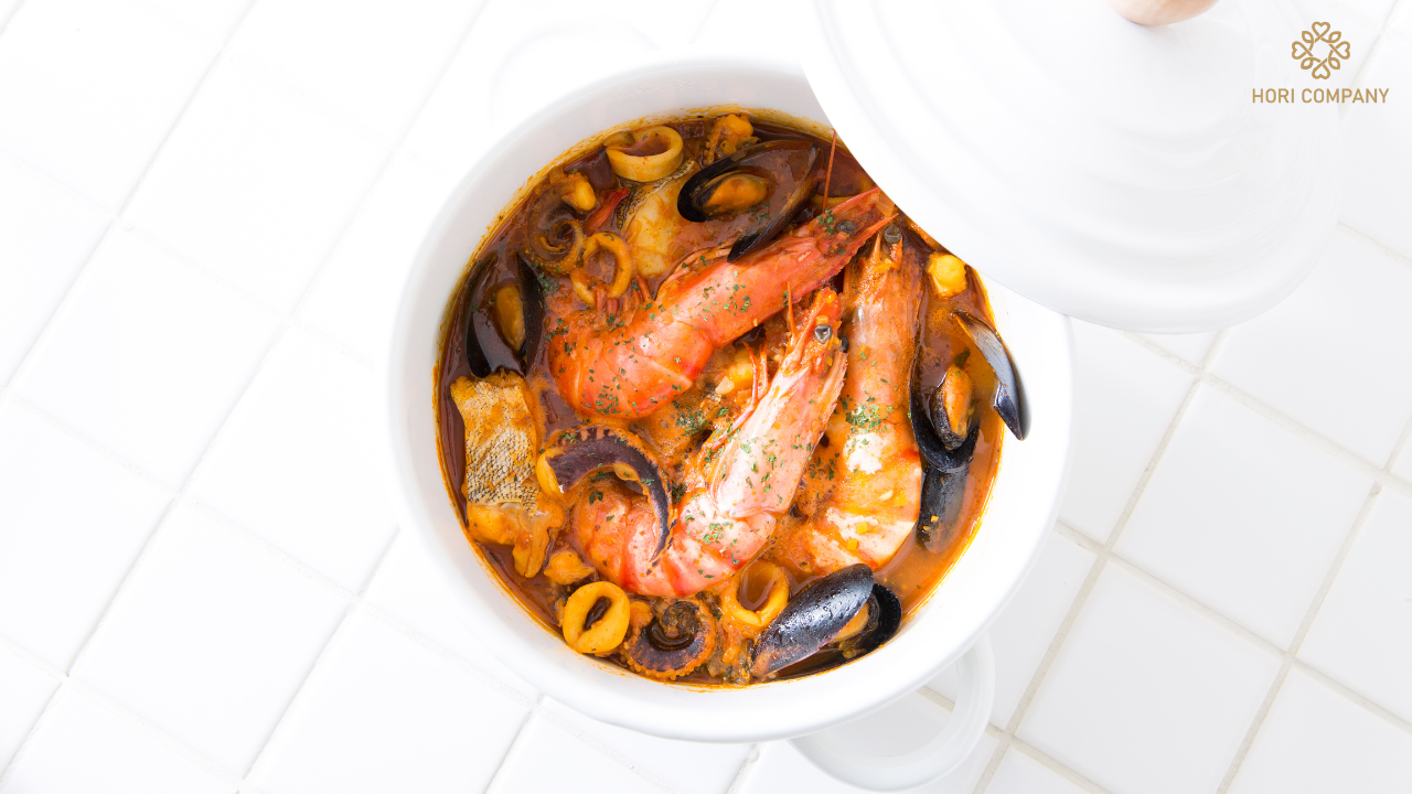 Món Bouillabaisse từ Pháp